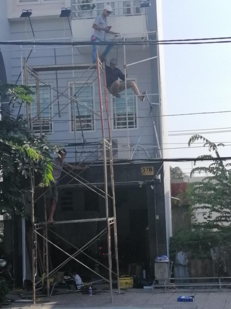 Bảng hiệu alu
